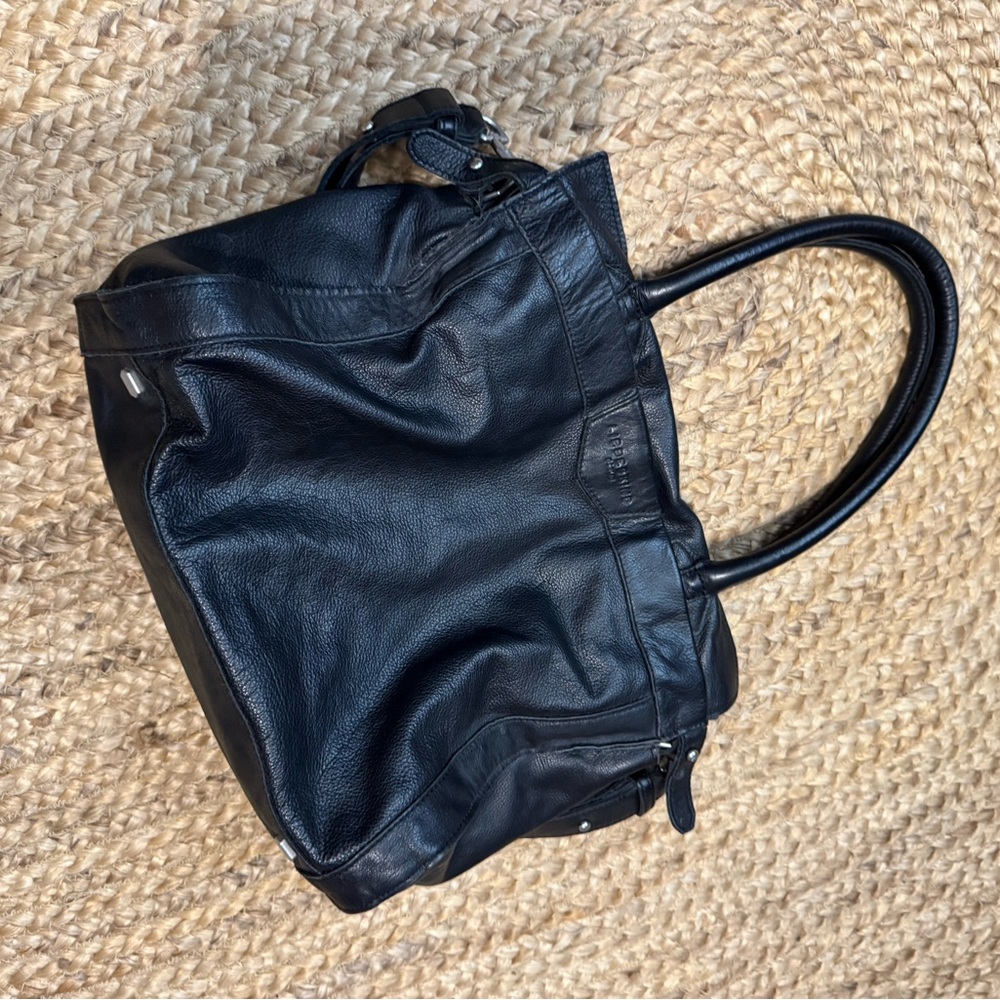 Liebeskind Black Leather Crossbody Tote